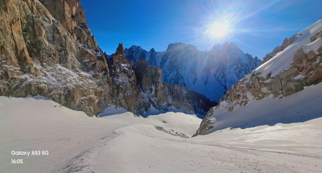 Aiguille d'Argentiere: traversée couloir en Y - Glacier du milieu